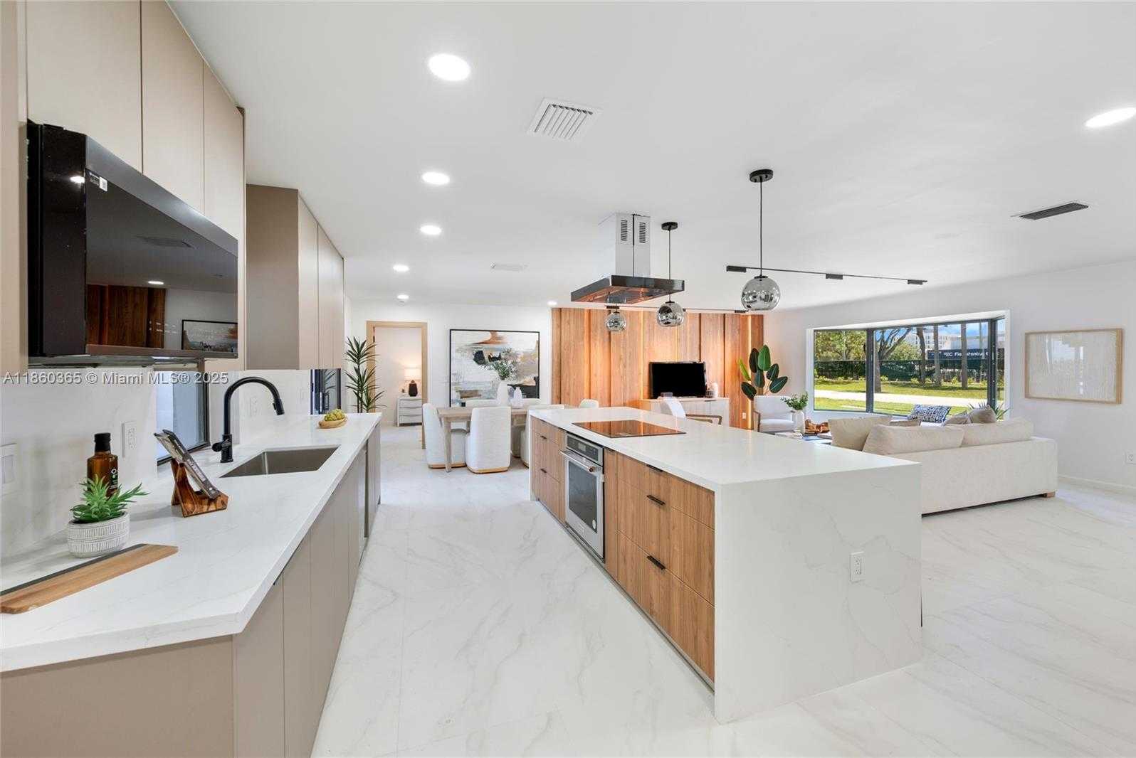 Small Image of 2415 NORTH EAST 35TH DR, Fort Lauderdale Number 4