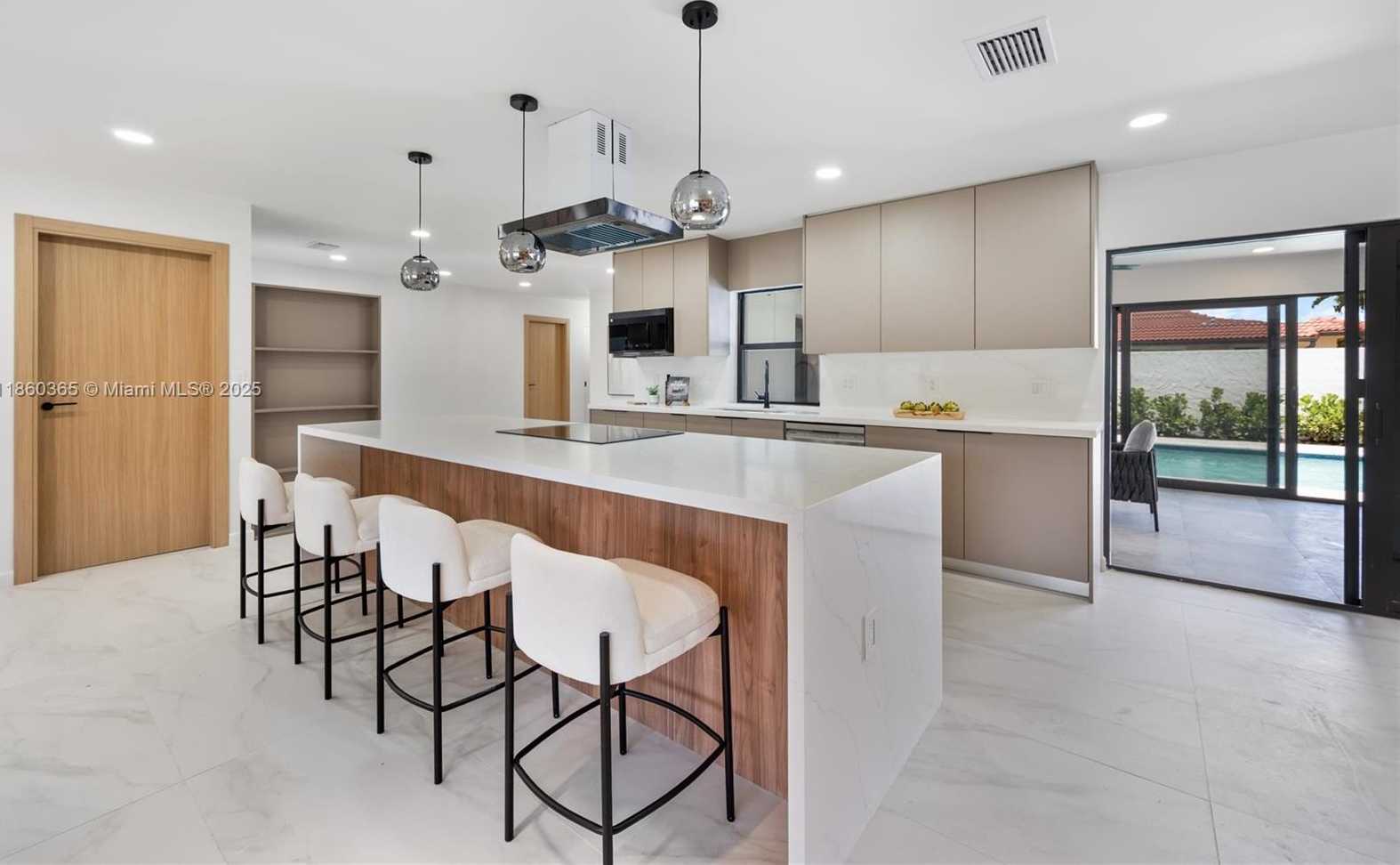 Small Image of 2415 NORTH EAST 35TH DR, Fort Lauderdale Number 6
