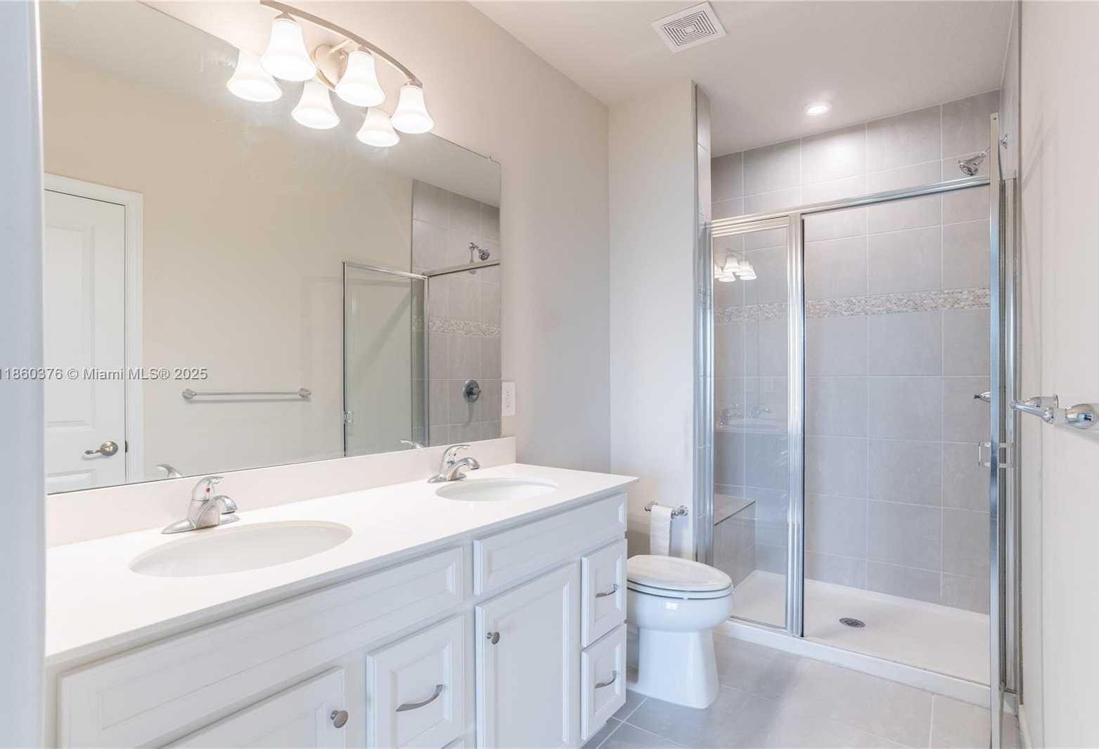 Small Image of 9454 SOUTH WEST LIBERTAS WAY, Port St. Lucie Number 23