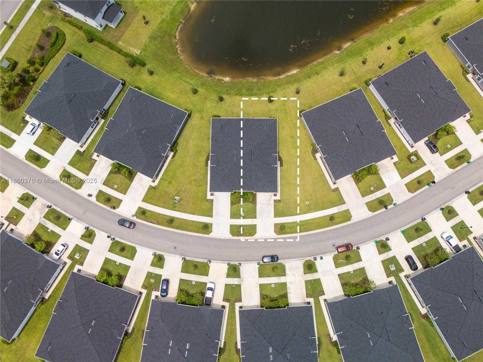 Small Image of 9454 SOUTH WEST LIBERTAS WAY, Port St. Lucie Number 37