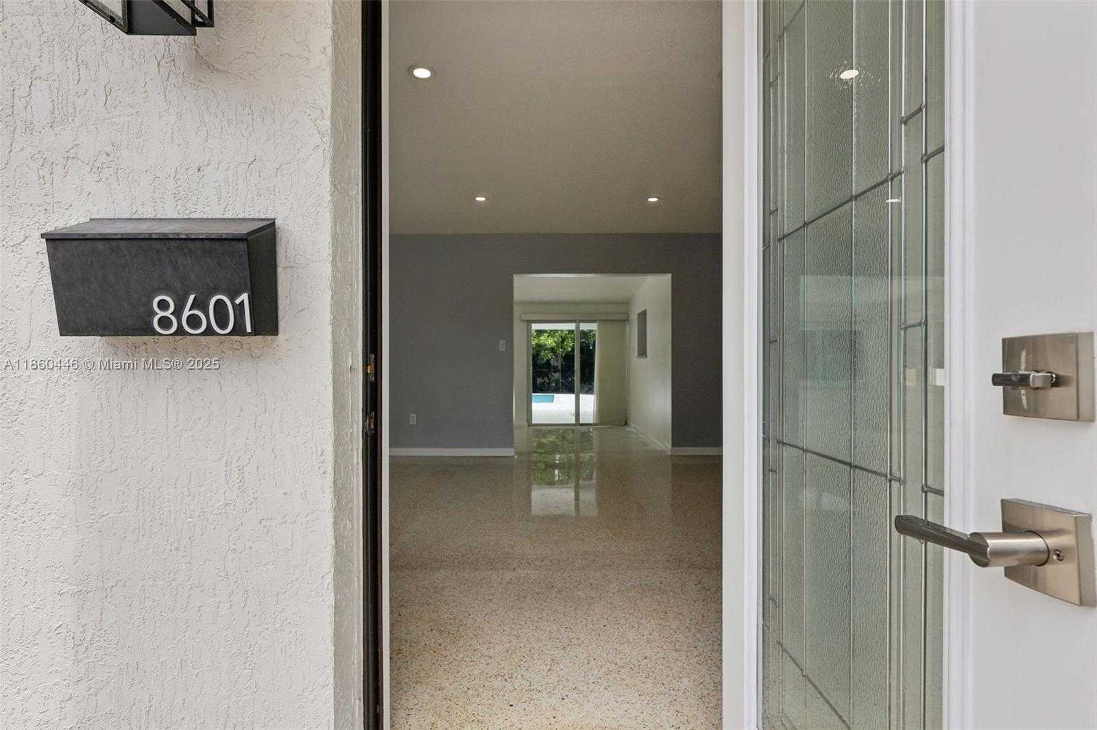 Small Image of 8601 NORTH WEST 185TH TER, Hialeah Number 20