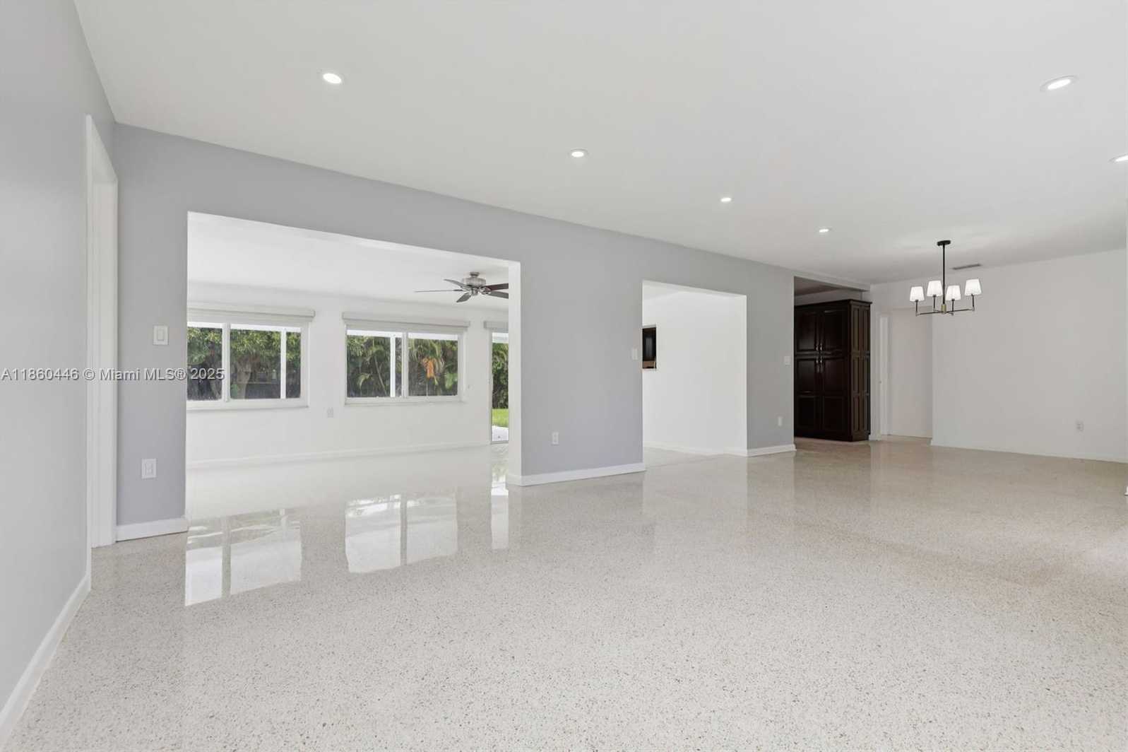 Small Image of 8601 NORTH WEST 185TH TER, Hialeah Number 31