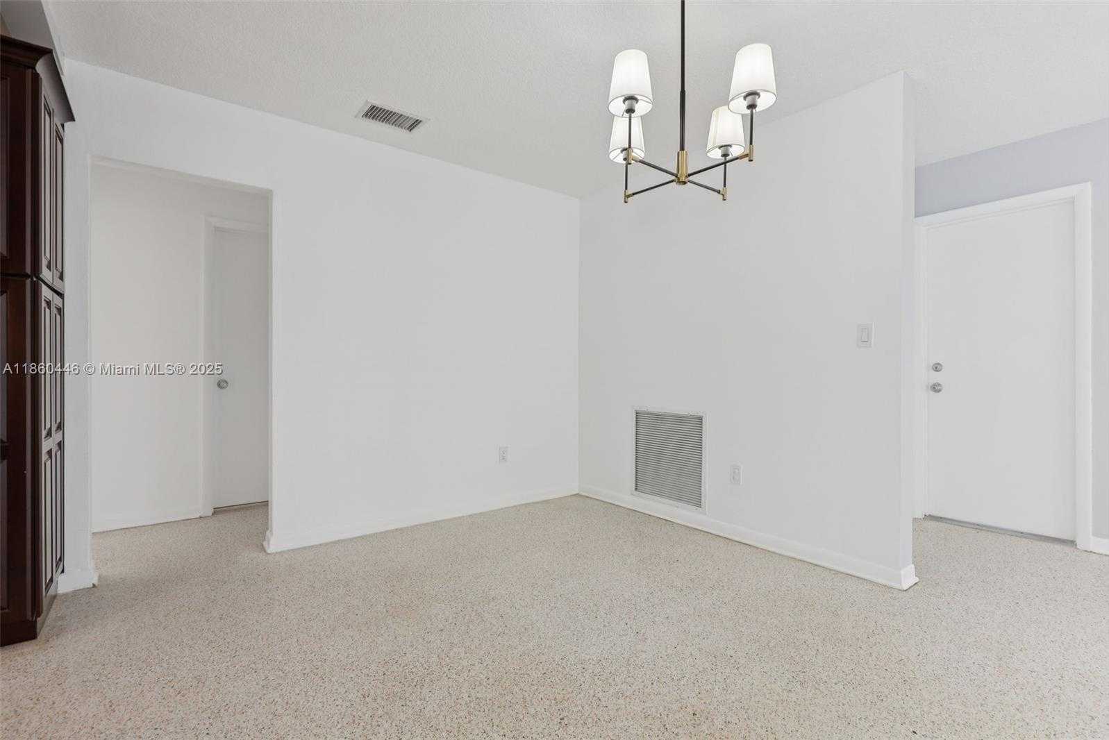 Small Image of 8601 NORTH WEST 185TH TER, Hialeah Number 38
