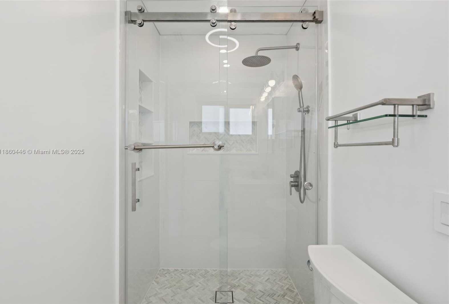 Small Image of 8601 NORTH WEST 185TH TER, Hialeah Number 68