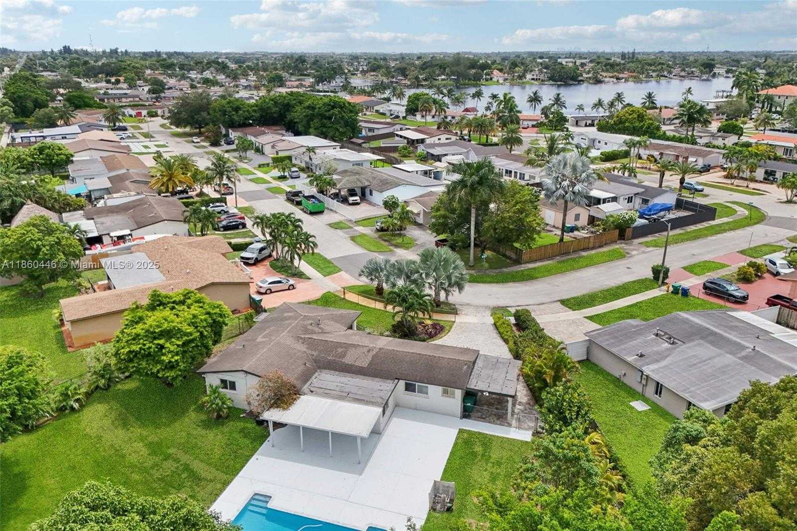 Small Image of 8601 NORTH WEST 185TH TER, Hialeah Number 77