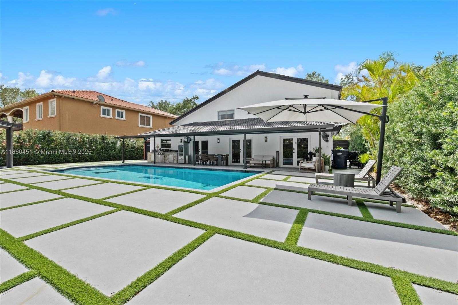 Small Image of 16811 NORTH WEST 83RD AVE, Miami Lakes Number 1