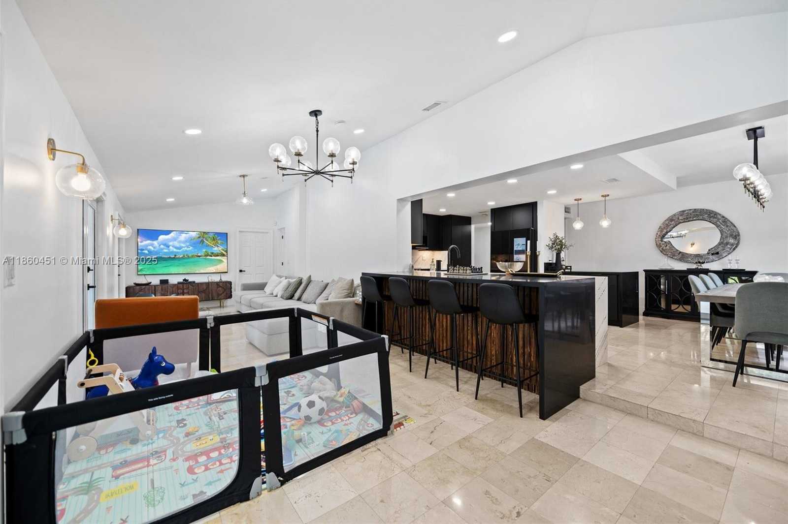 Small Image of 16811 NORTH WEST 83RD AVE, Miami Lakes Number 13