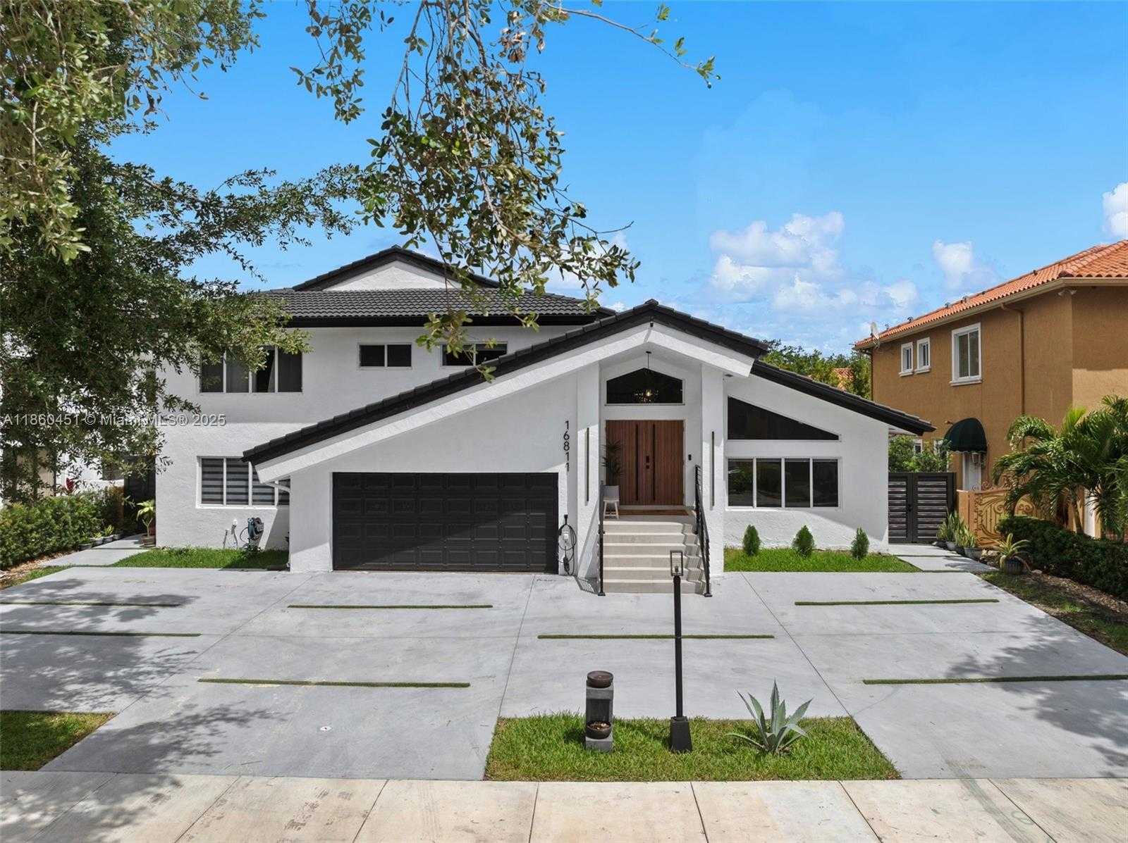 Small Image of 16811 NORTH WEST 83RD AVE, Miami Lakes Number 3