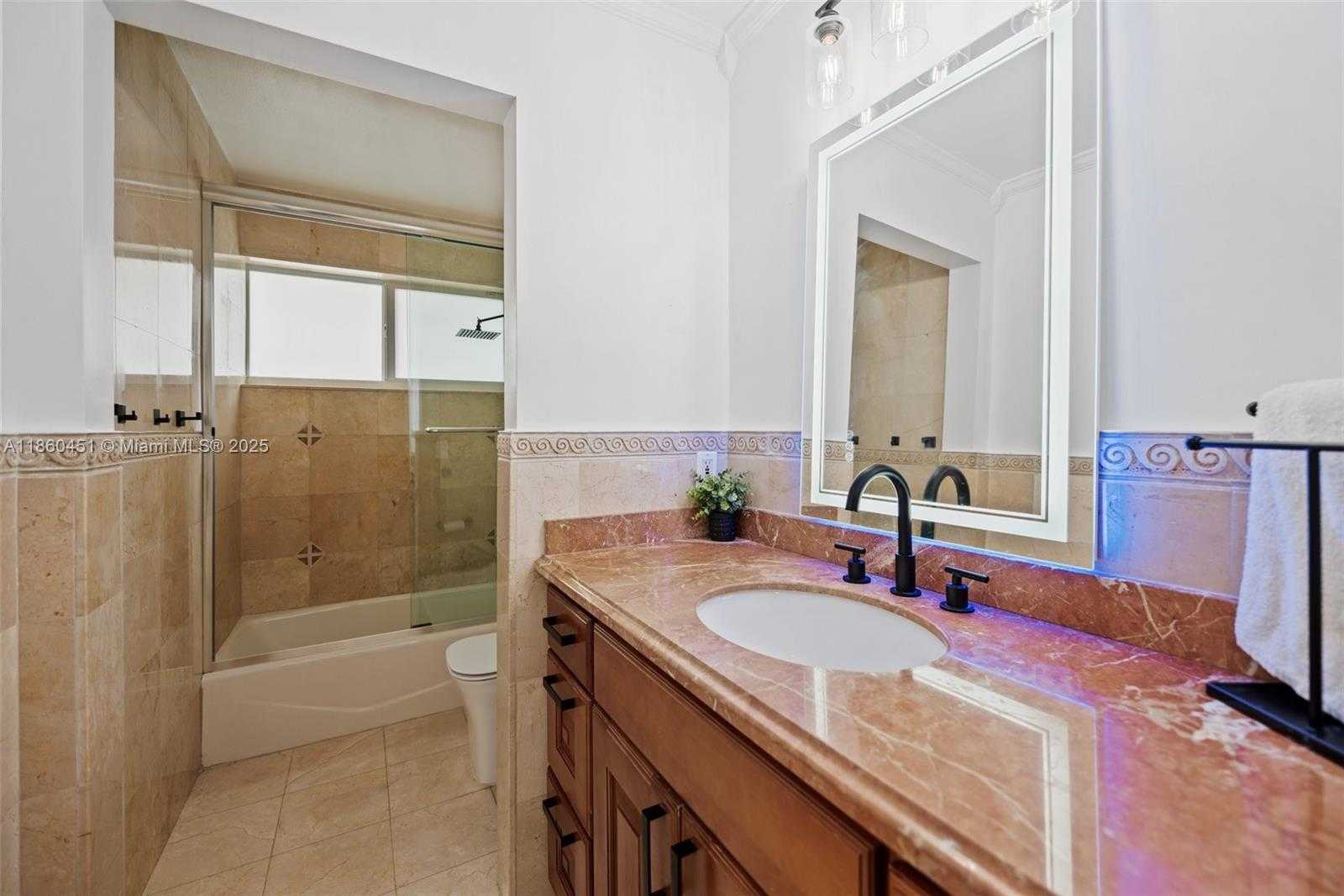 Small Image of 16811 NORTH WEST 83RD AVE, Miami Lakes Number 32