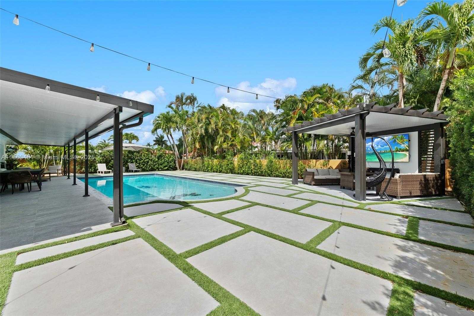 Small Image of 16811 NORTH WEST 83RD AVE, Miami Lakes Number 35