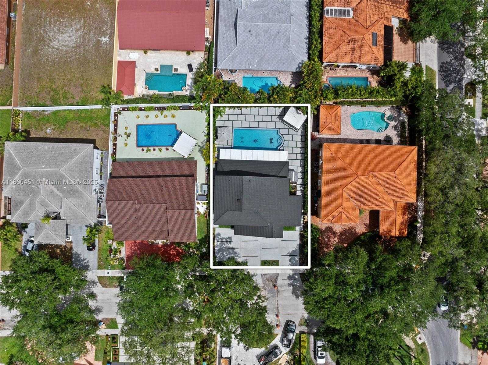 Small Image of 16811 NORTH WEST 83RD AVE, Miami Lakes Number 39