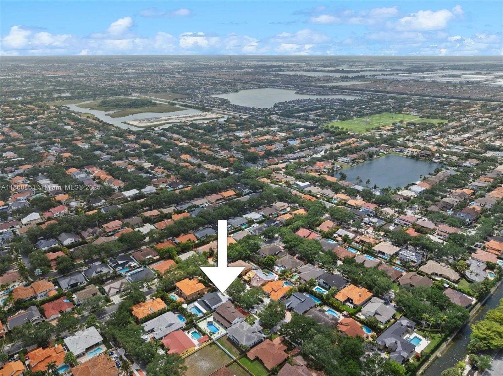 Small Image of 16811 NORTH WEST 83RD AVE, Miami Lakes Number 41