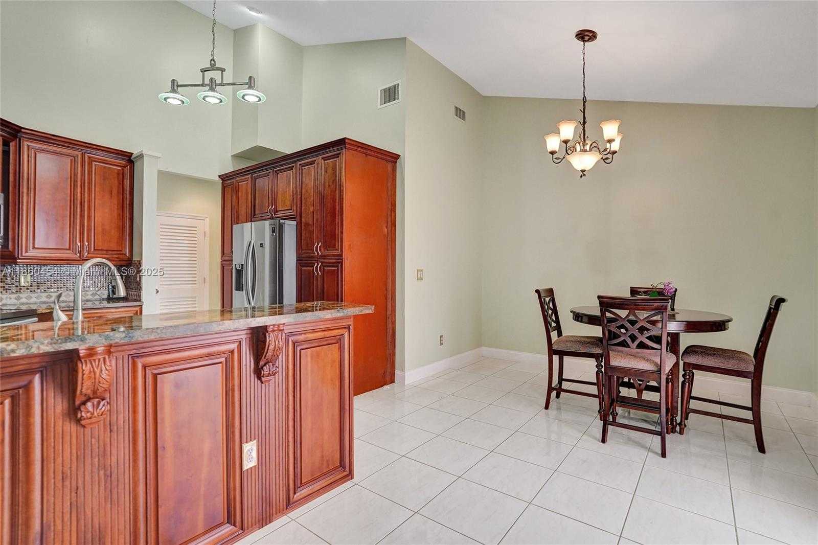 Small Image of 1485 WEST LACOSTA DR W, Pembroke Pines Number 45