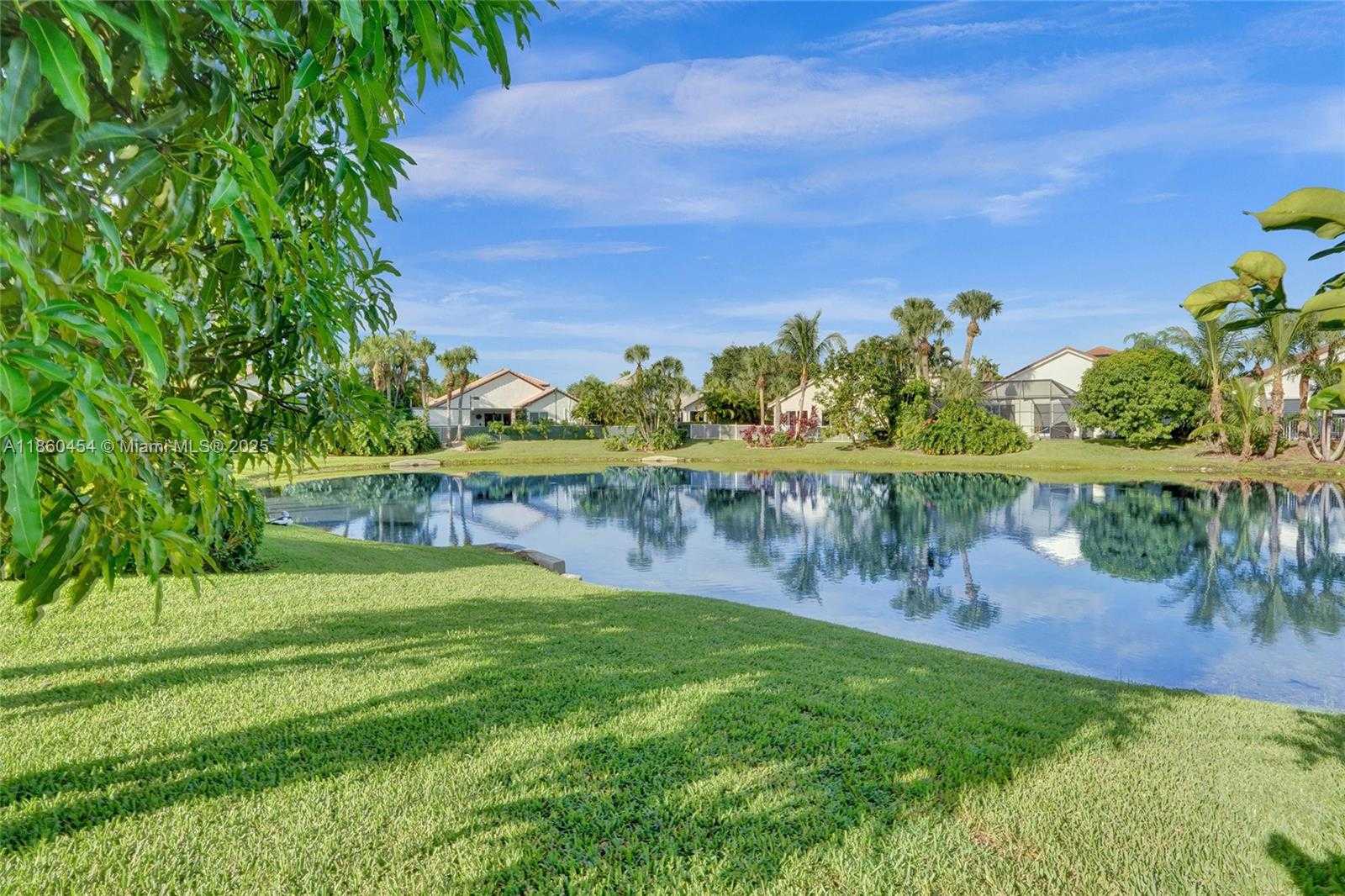 Small Image of 1485 WEST LACOSTA DR W, Pembroke Pines Number 70