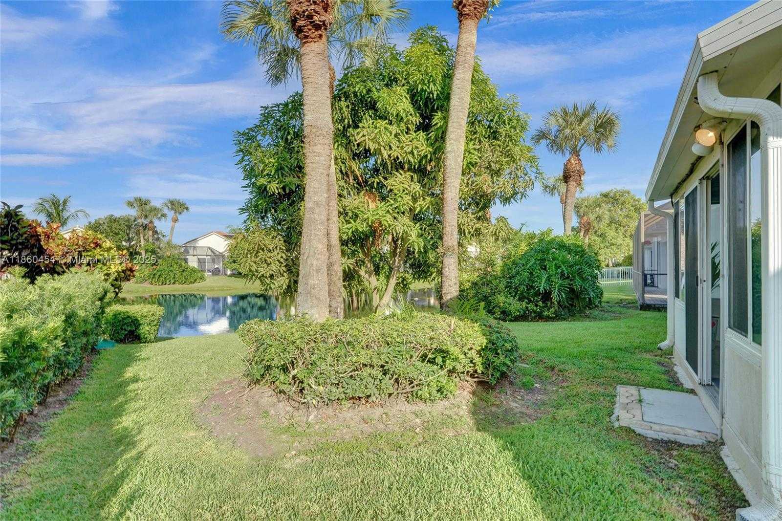 Small Image of 1485 WEST LACOSTA DR W, Pembroke Pines Number 72