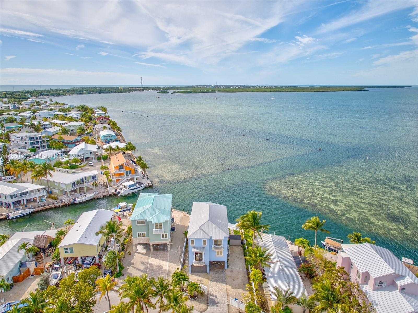 Small Image of 207 CAMELOT DR, Tavernier Number 10