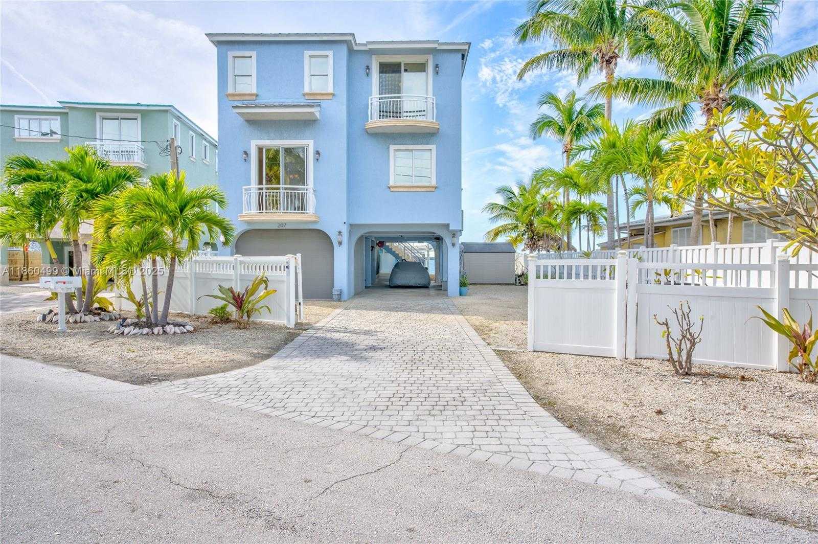 Small Image of 207 CAMELOT DR, Tavernier Number 12