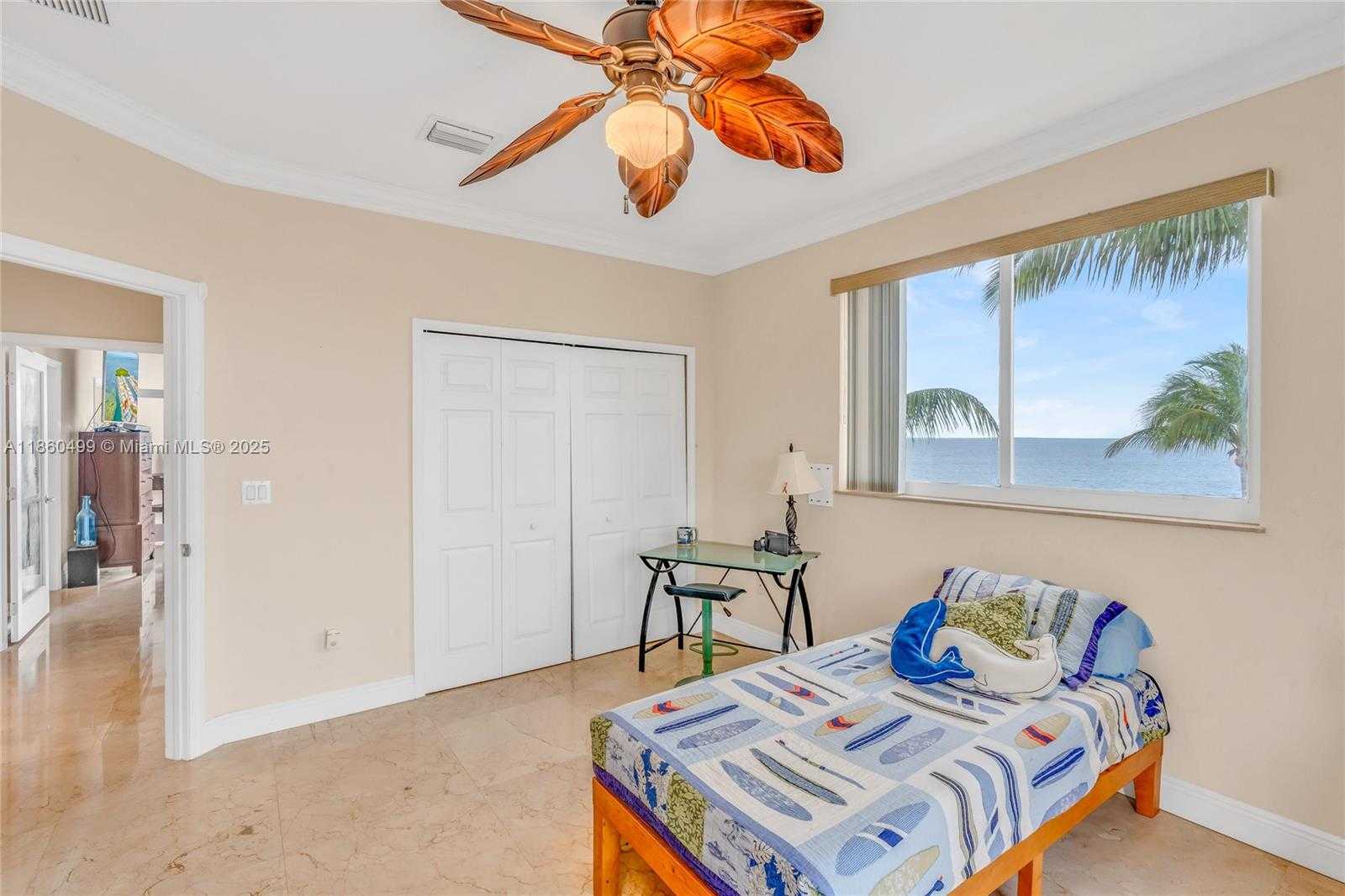 Small Image of 207 CAMELOT DR, Tavernier Number 22