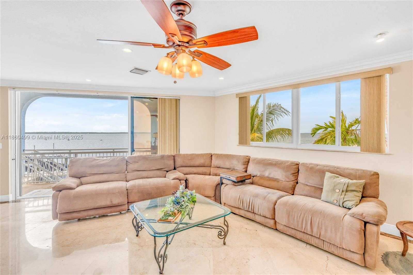 Small Image of 207 CAMELOT DR, Tavernier Number 38
