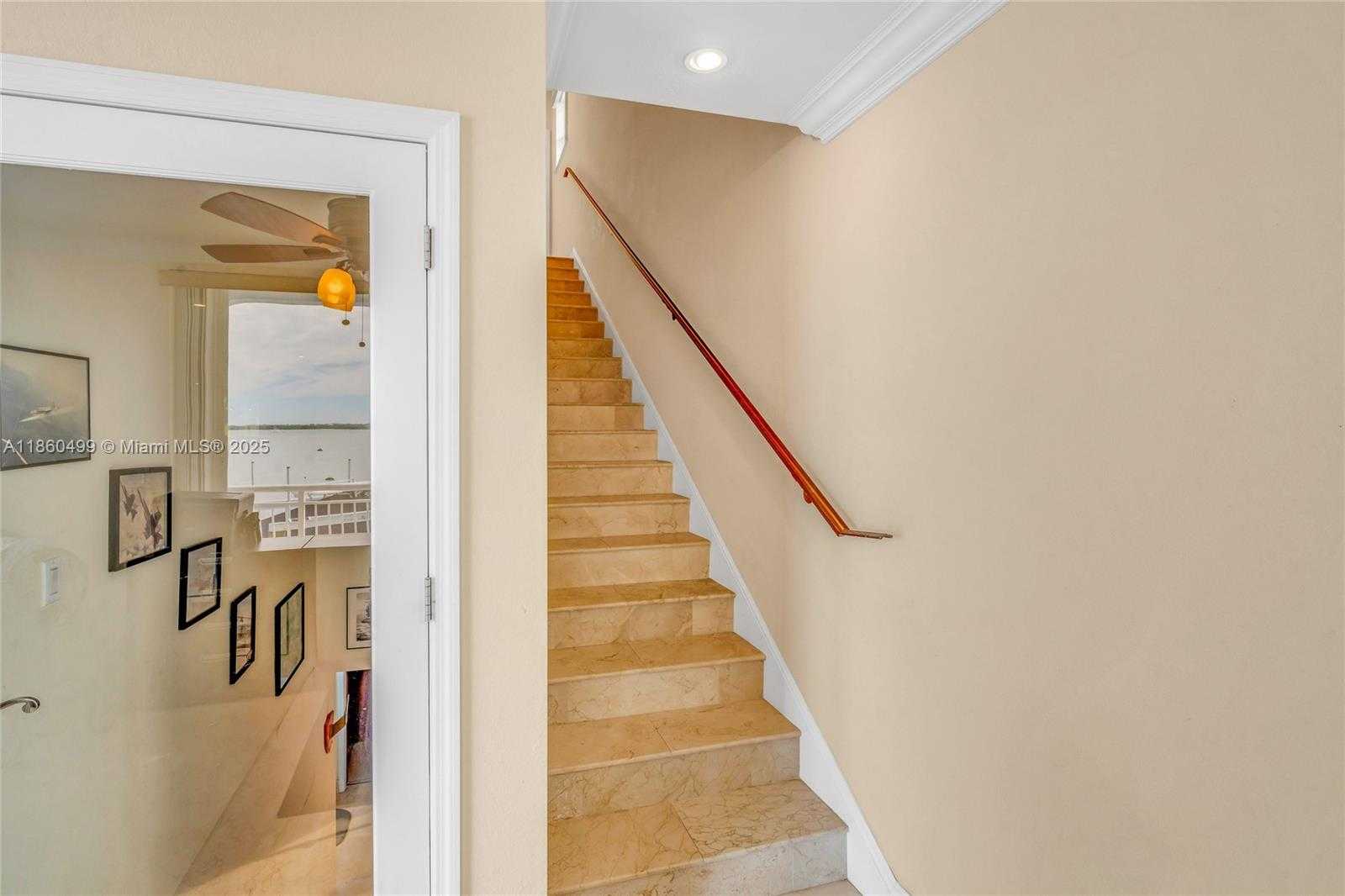 Small Image of 207 CAMELOT DR, Tavernier Number 39