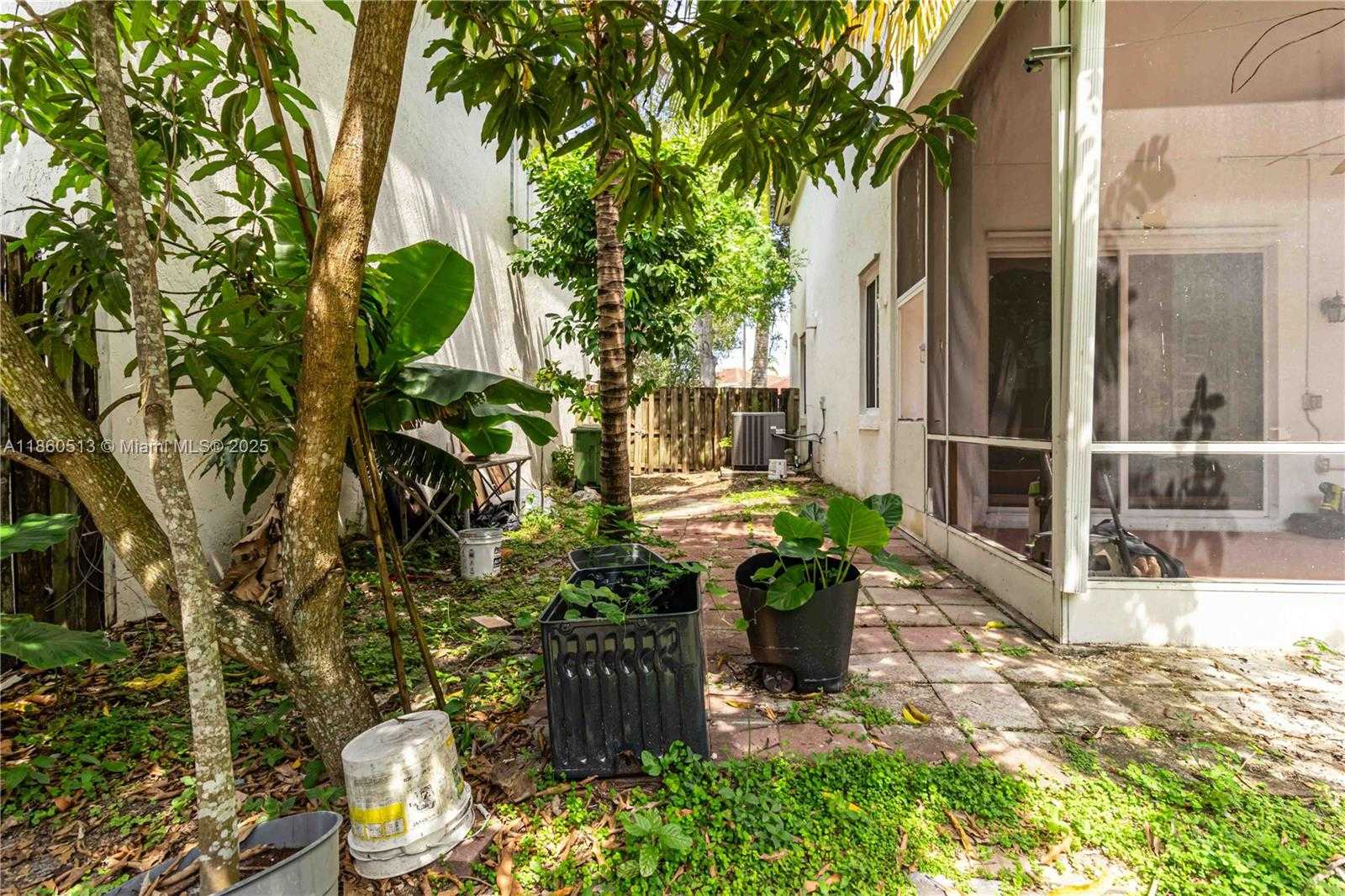 Small Image of 1958 NORTH WEST 100TH AVE, Pembroke Pines Number 25