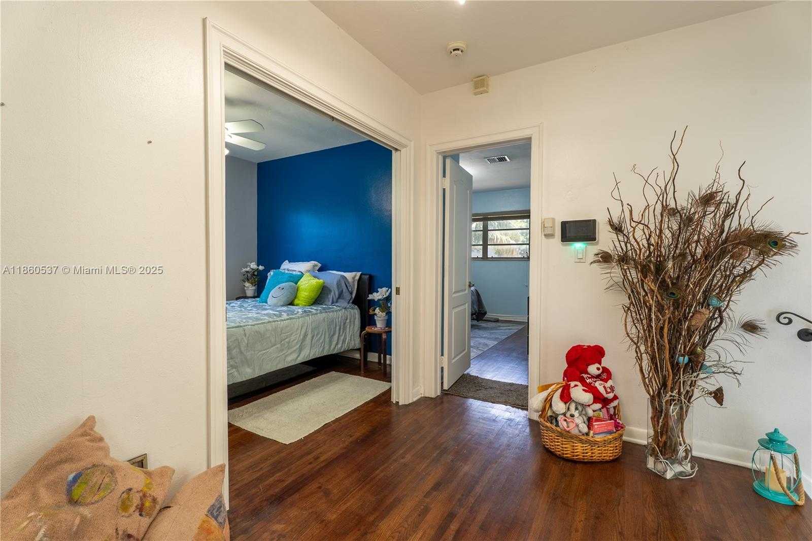 Small Image of 9390 DOMINICAN DR, Cutler Bay Number 15