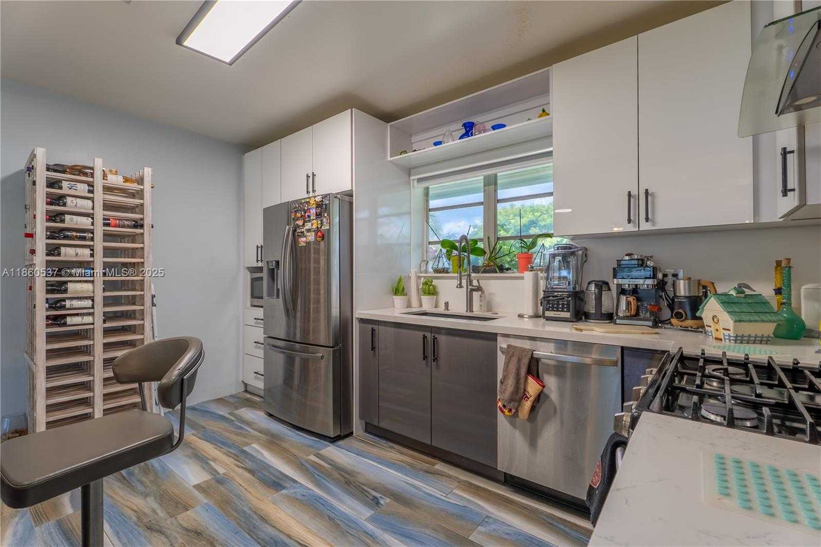 Small Image of 9390 DOMINICAN DR, Cutler Bay Number 18