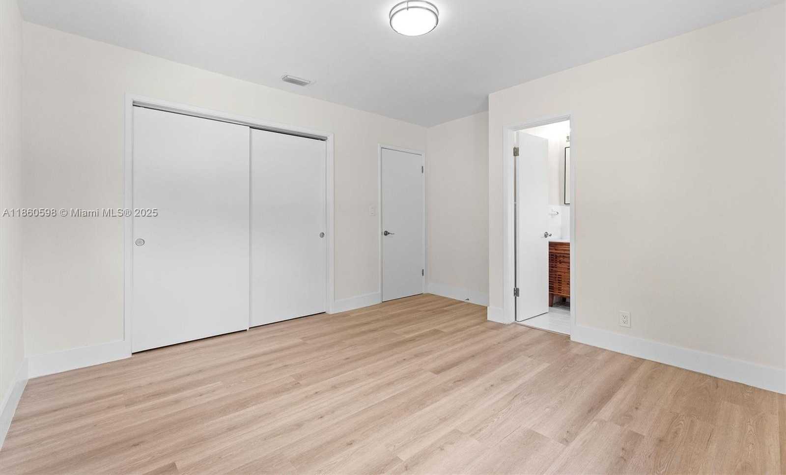 Small Image of 2609 SOUTH WEST 13TH PL, Fort Lauderdale Number 20