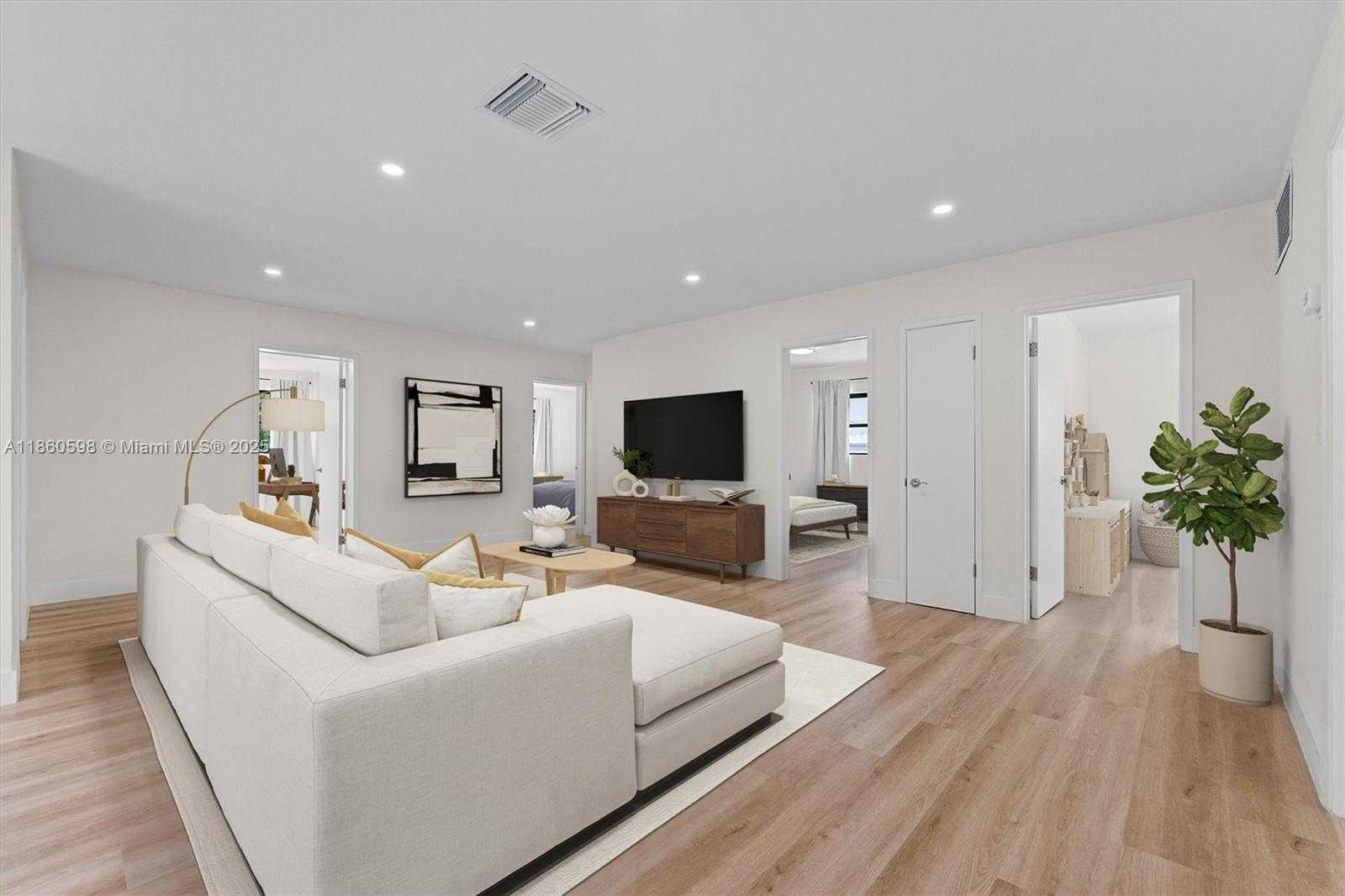 Small Image of 2609 SOUTH WEST 13TH PL, Fort Lauderdale Number 7