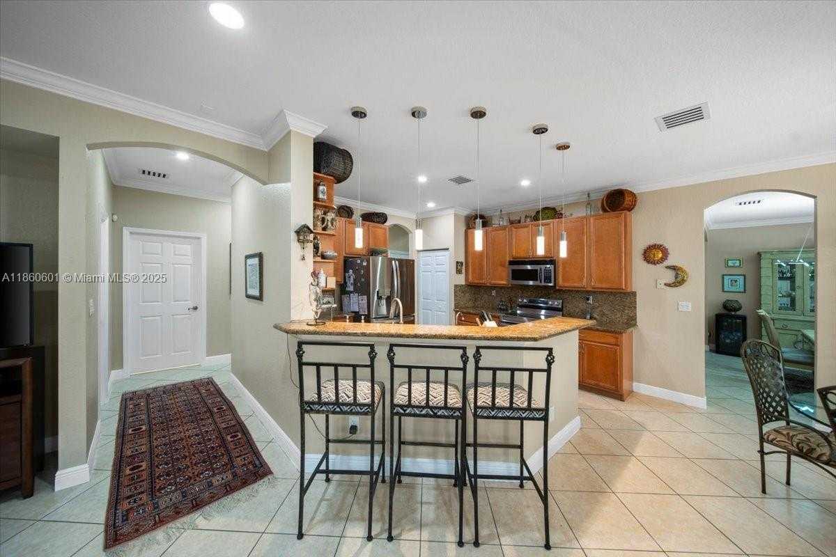 Small Image of 4309 WEST WHITEWATER AVE, Weston Number 12