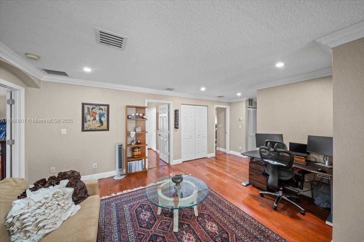 Small Image of 4309 WEST WHITEWATER AVE, Weston Number 19