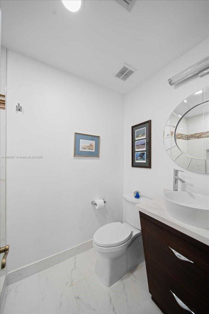 Small Image of 4309 WEST WHITEWATER AVE, Weston Number 32