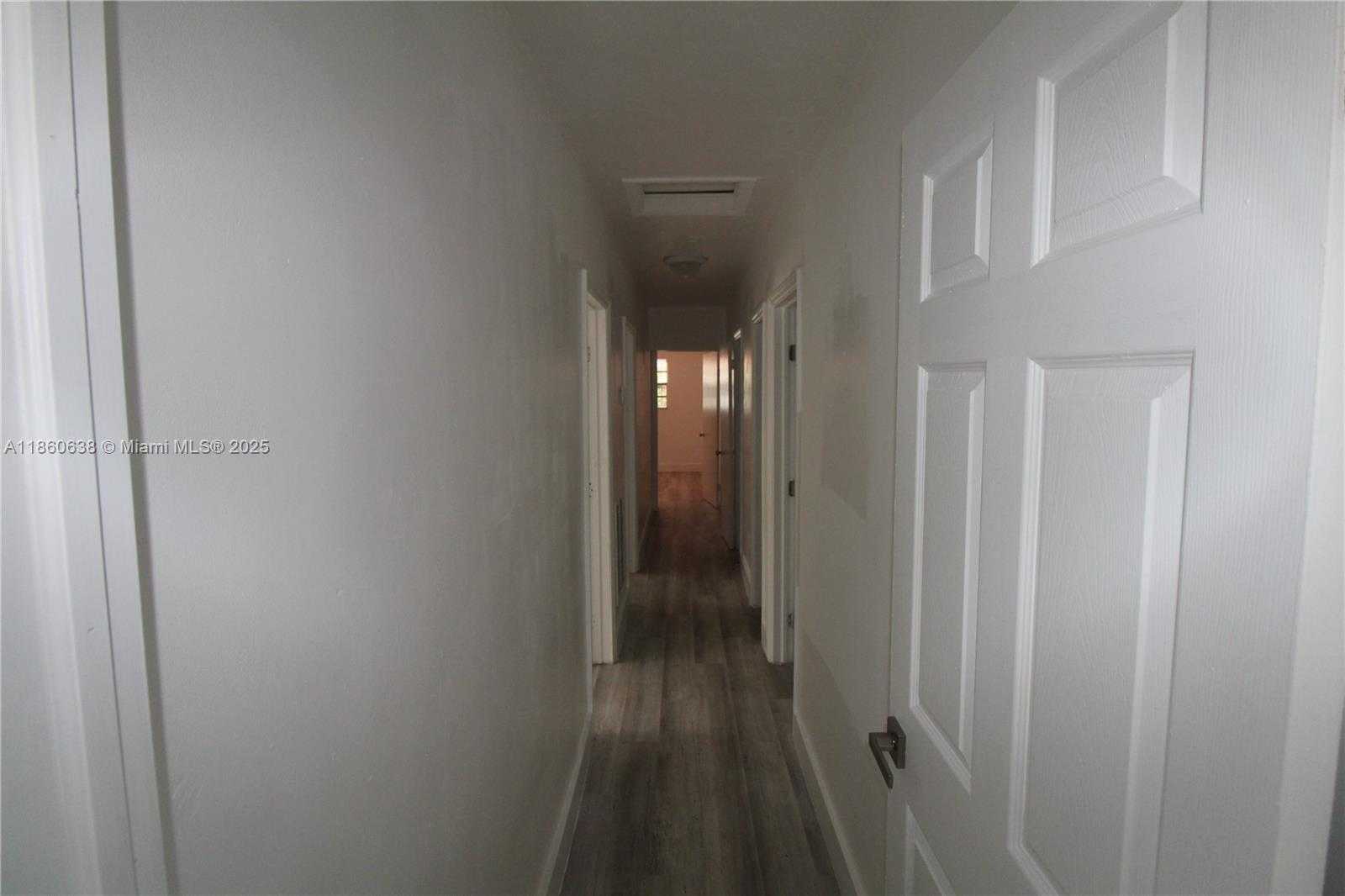Small Image of 965 WEST 23RD ST, Hialeah Number 14