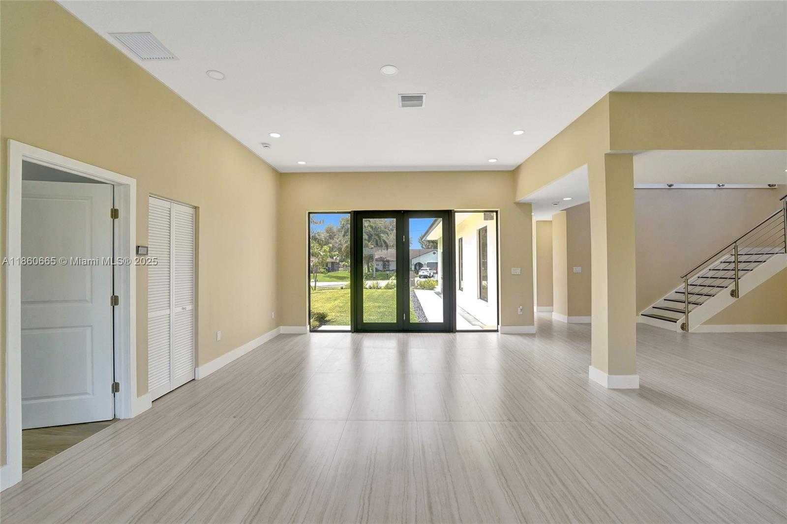 Small Image of 12061 NW 26th St, Plantation, FL 33323, USA Number 10