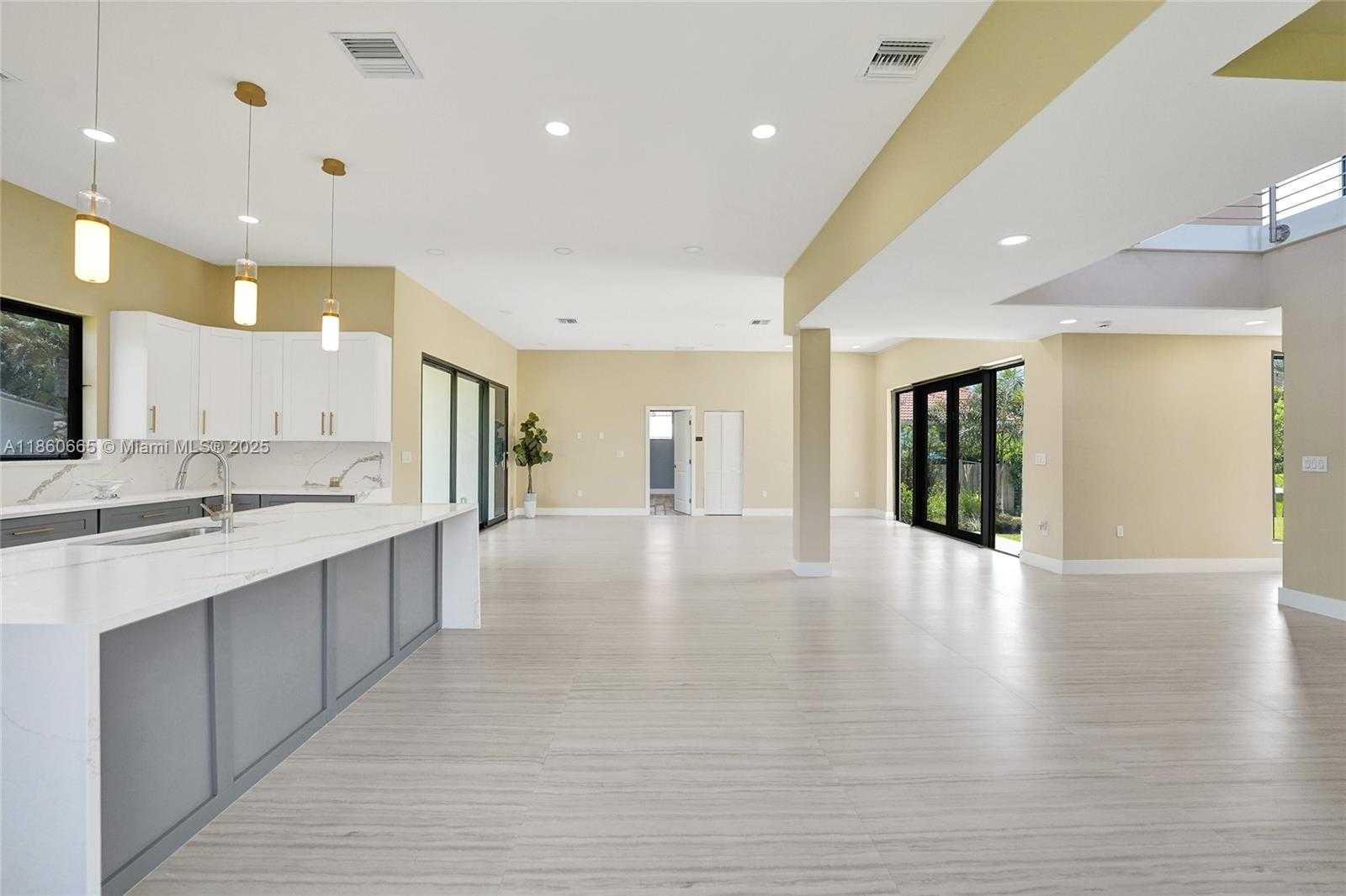 Small Image of 12061 NW 26th St, Plantation, FL 33323, USA Number 17