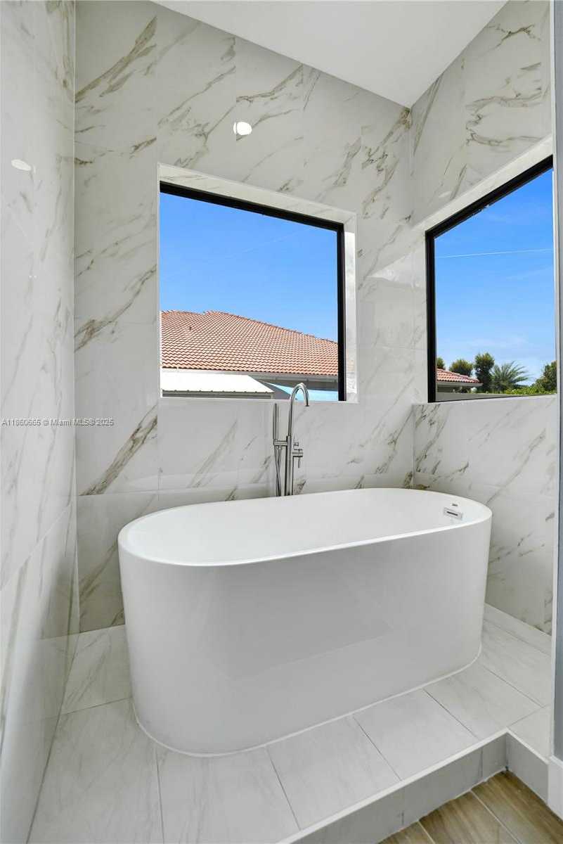 Small Image of 12061 NW 26th St, Plantation, FL 33323, USA Number 37