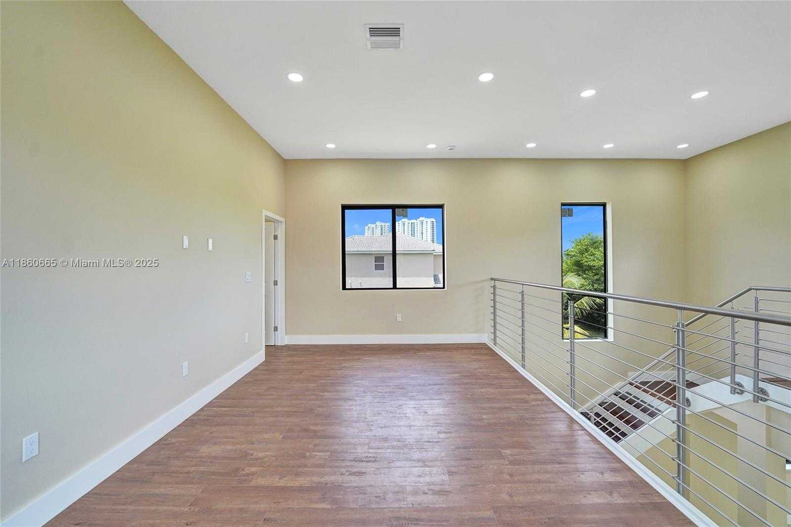 Small Image of 12061 NW 26th St, Plantation, FL 33323, USA Number 54