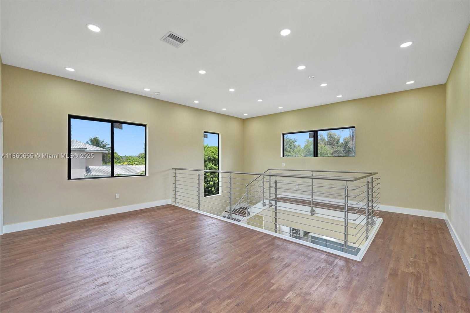 Small Image of 12061 NW 26th St, Plantation, FL 33323, USA Number 56