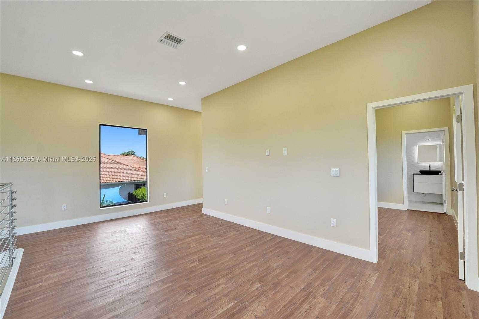 Small Image of 12061 NW 26th St, Plantation, FL 33323, USA Number 59