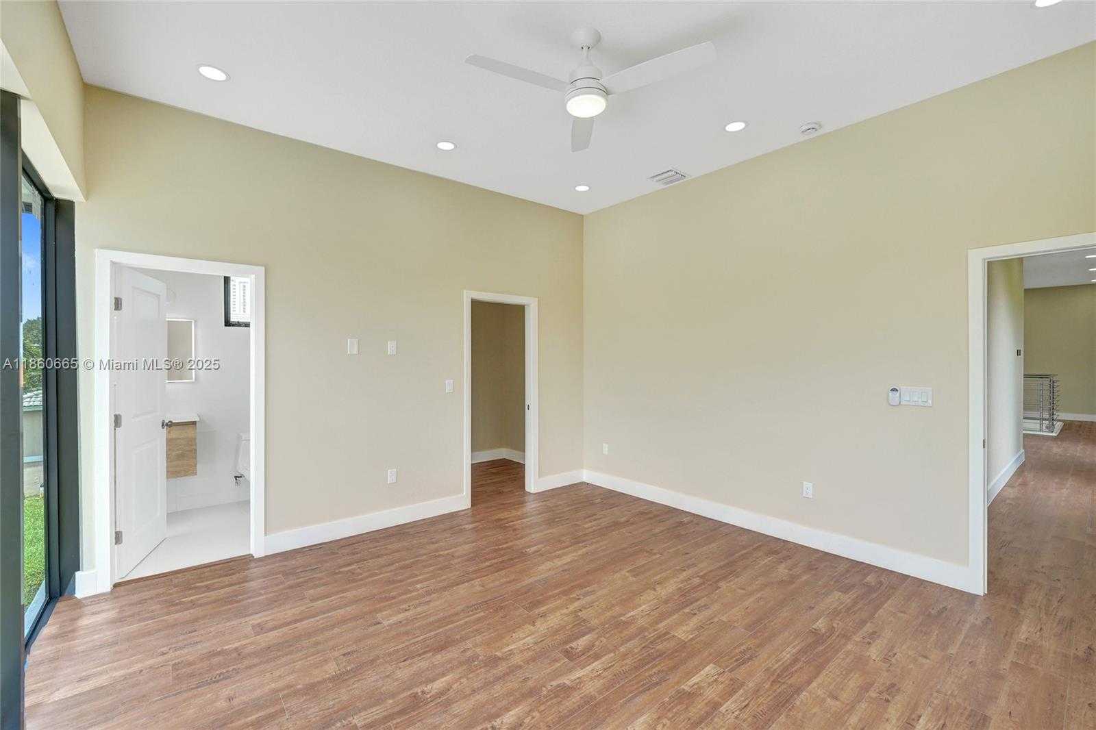 Small Image of 12061 NW 26th St, Plantation, FL 33323, USA Number 70