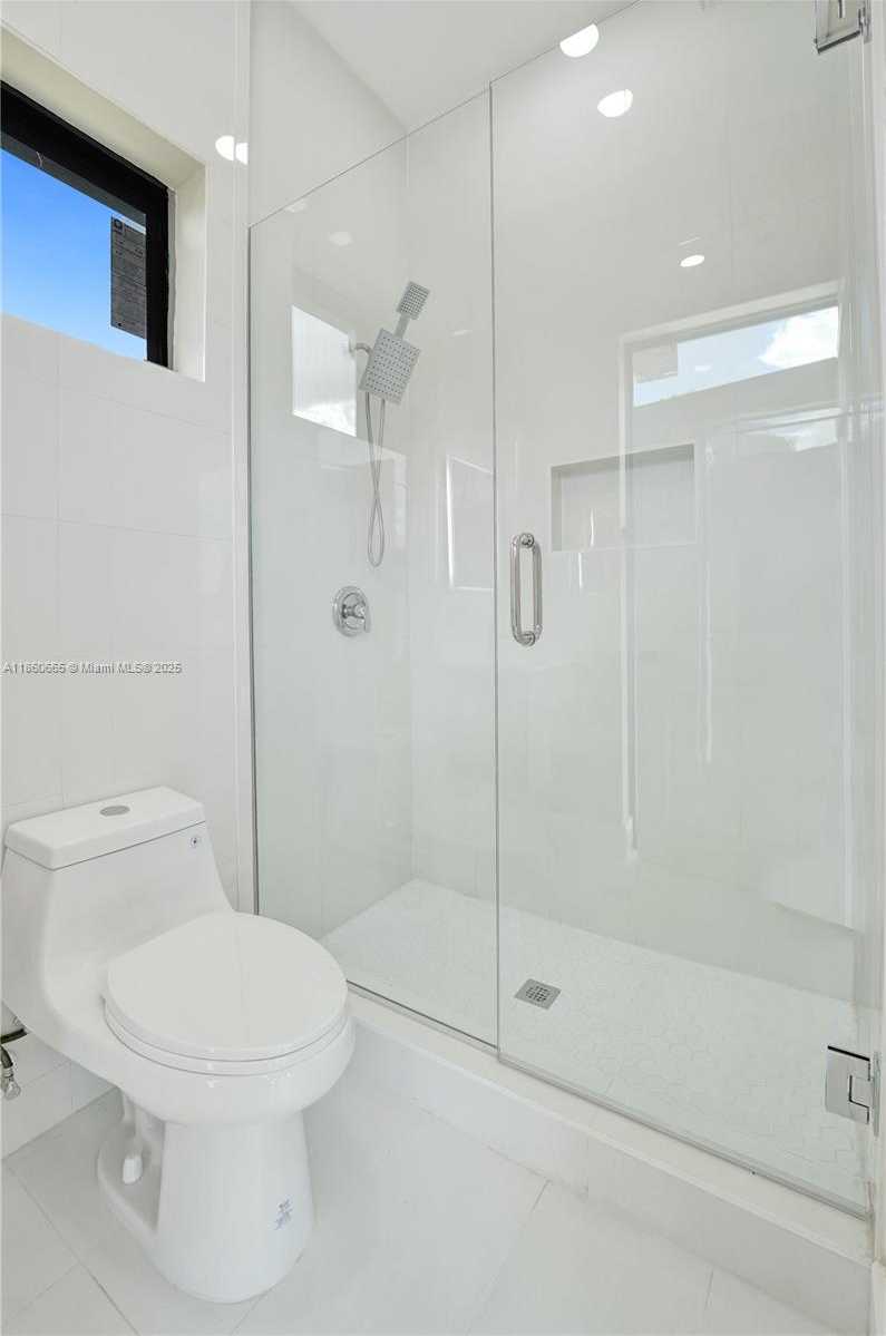 Small Image of 12061 NW 26th St, Plantation, FL 33323, USA Number 76