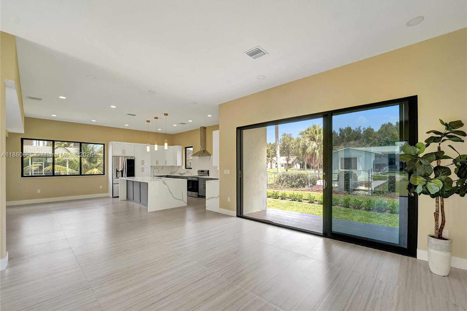 Small Image of 12061 NW 26th St, Plantation, FL 33323, USA Number 77