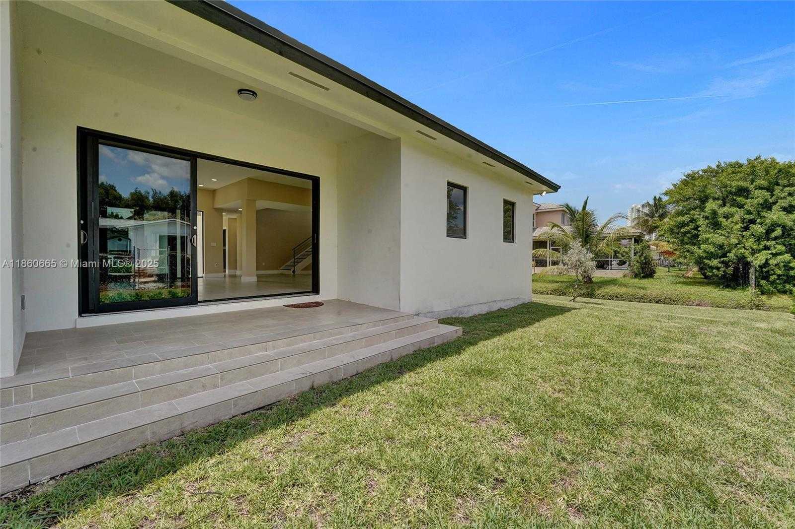 Small Image of 12061 NW 26th St, Plantation, FL 33323, USA Number 81