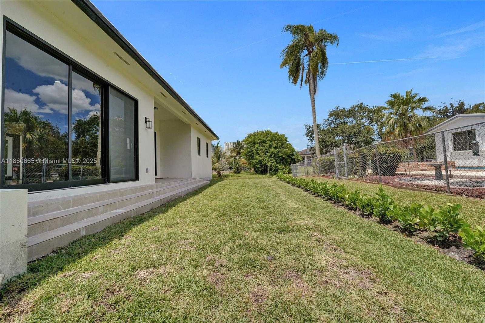 Small Image of 12061 NW 26th St, Plantation, FL 33323, USA Number 83