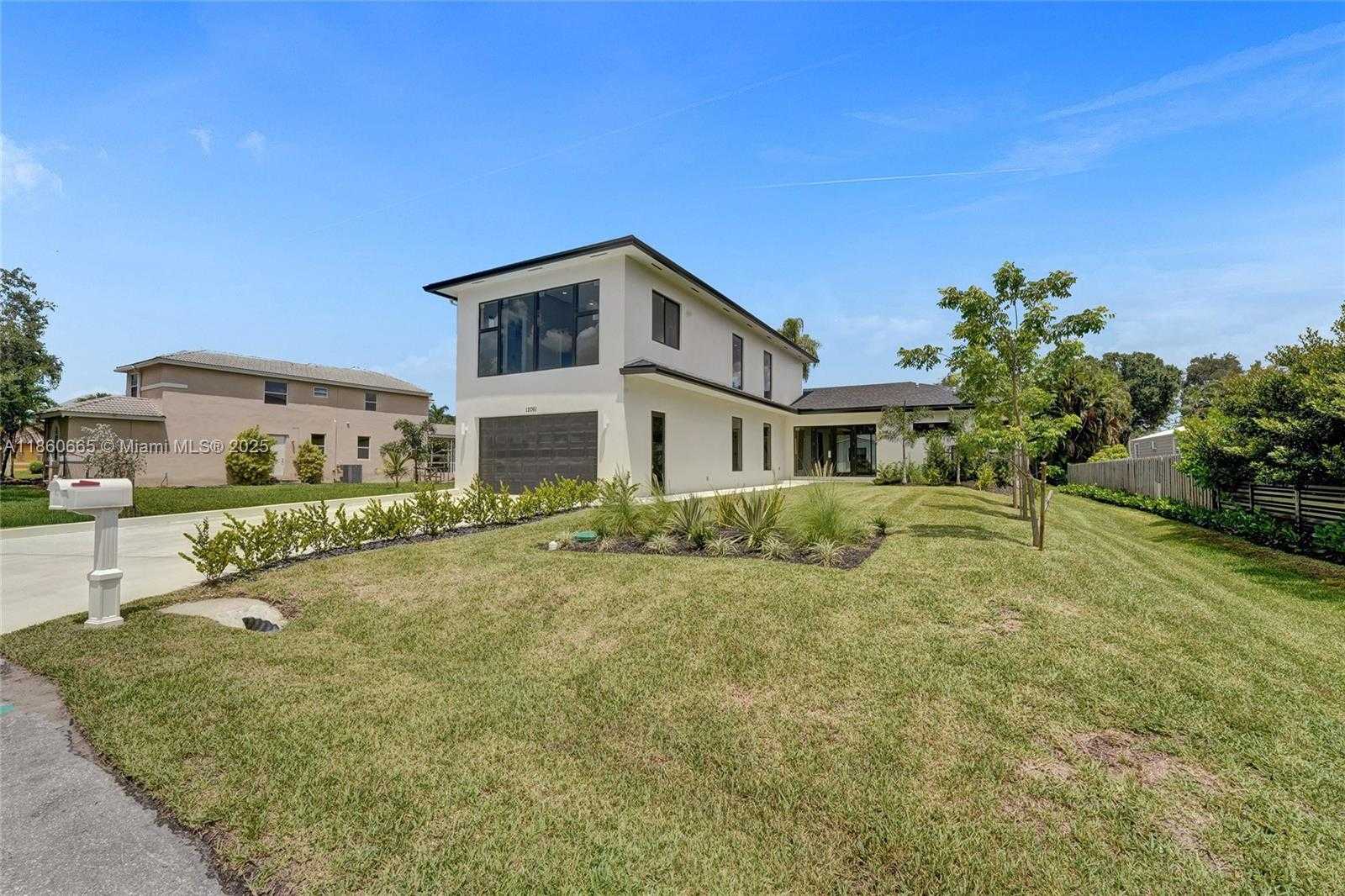 Small Image of 12061 NW 26th St, Plantation, FL 33323, USA Number 86