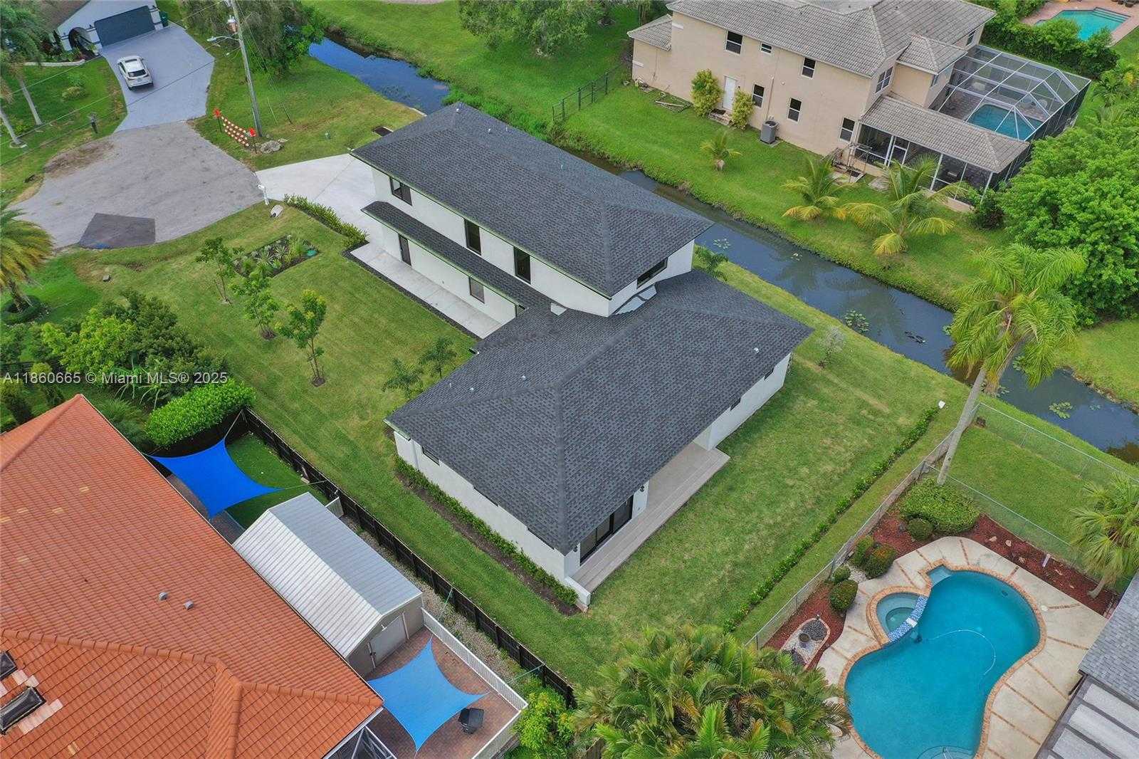 Small Image of 12061 NW 26th St, Plantation, FL 33323, USA Number 92