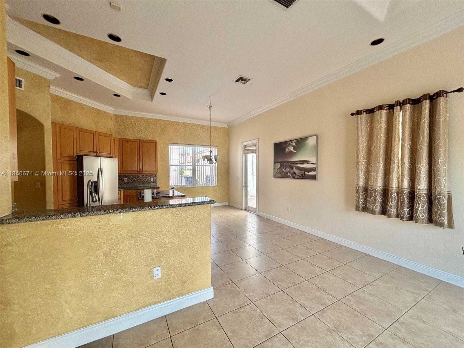 Small Image of 1141 WATERSIDE LN, Hollywood Number 10