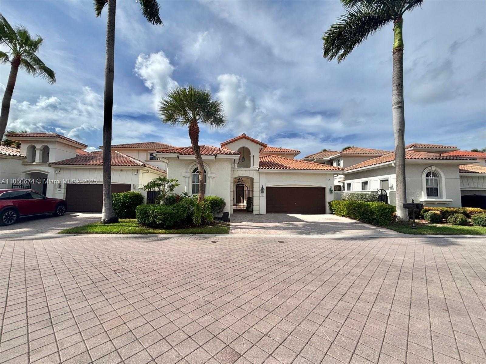 Small Image of 1141 WATERSIDE LN, Hollywood Number 5