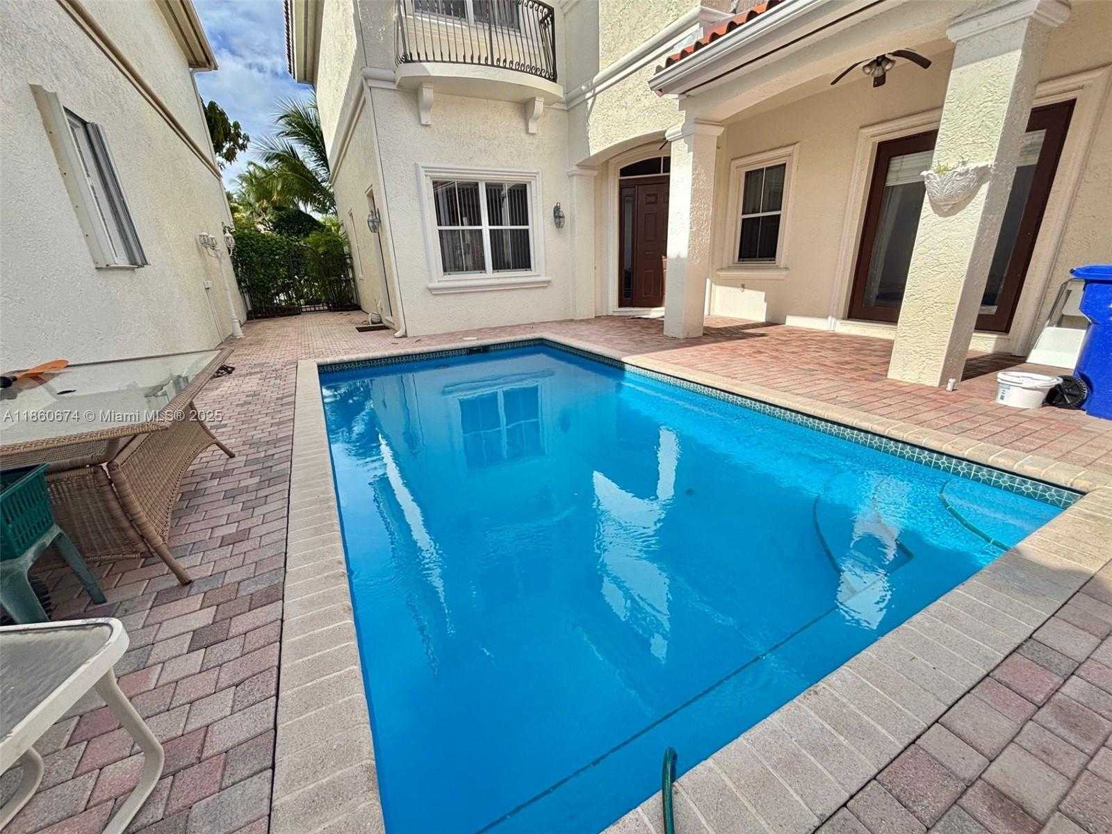 Small Image of 1141 WATERSIDE LN, Hollywood Number 6