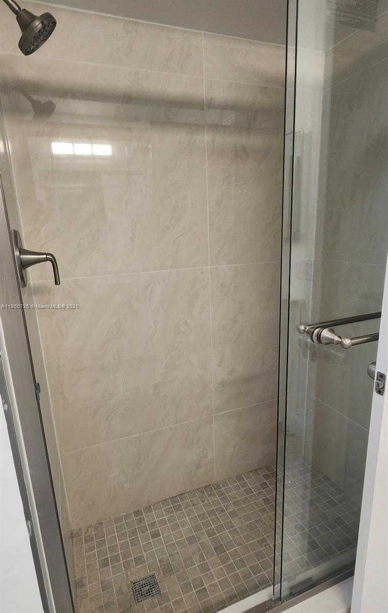 Small Image of Coral Springs Number 12